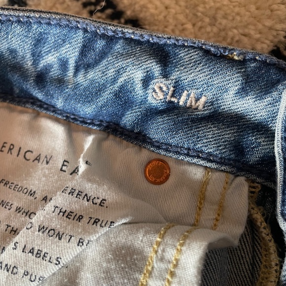 American Eagle Men’s Slim Destroyed Ripped Light-Wash Jeans 30x34 Like-New - Picture 4 of 4